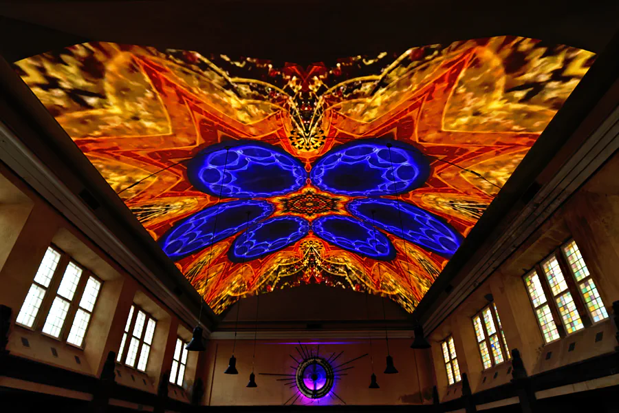 033 | 2025 | Berlin | Stadtbad Lichtenberg – Hubertusbad – The Exhibition Stadtbad Reloaded Beyond | © carsten riede fotografie