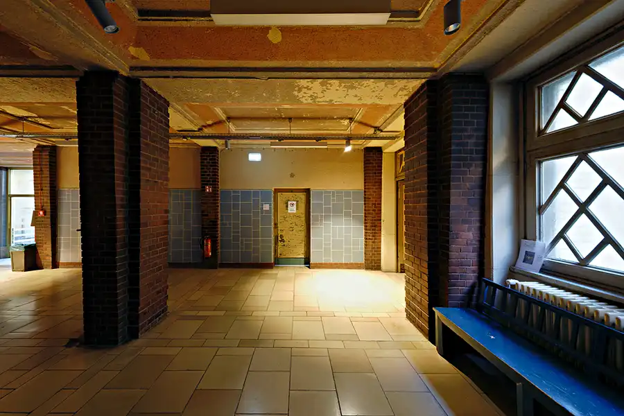 008 | 2025 | Berlin | Stadtbad Lichtenberg – Hubertusbad – The Exhibition Stadtbad Reloaded Beyond | © carsten riede fotografie