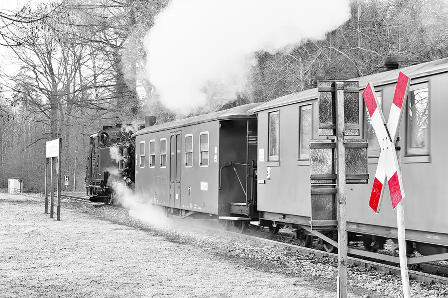 156 | 2025 | Jonsdorf | Zittauer Schmalspurbahn – Kurort Jonsdorf Haltestelle | © carsten riede fotografie