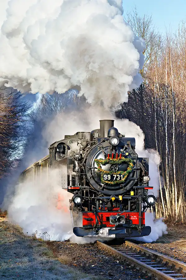 200 | 2025 | Oybin | Zittauer Schmalspurbahn – Bahnhof Oybin Niederdorf | © carsten riede fotografie