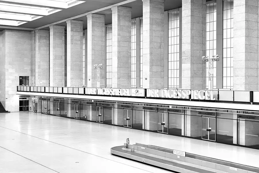 021 | 2026 | Berlin | Flughafen Tempelhof | © carsten riede fotografie