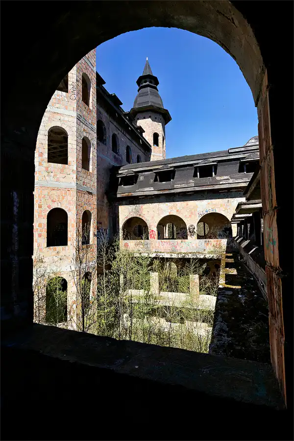 023 | 2026 | Łapalice | Zamek w Łapalicach | © carsten riede fotografie