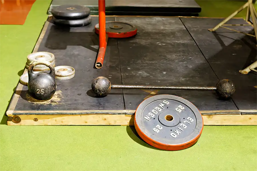 108 | 2026 | Grünheide (Mark) – OT Kienbaum | Olympisches und Paralympisches Trainingszentrum für Deutschland – Museum – Unterdruckkammer | © carsten riede fotografie