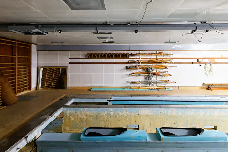 133 | 2026 | Grünheide (Mark) – OT Kienbaum | Olympisches und Paralympisches Trainingszentrum für Deutschland – Museum – Unterdruckkammer | © carsten riede fotografie