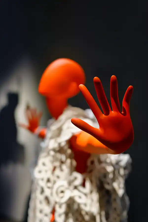 012 | 2026 | Singen | MAC Museum Art & Cars – Ausstellung 'Birds Of Paradise' | © carsten riede fotografie