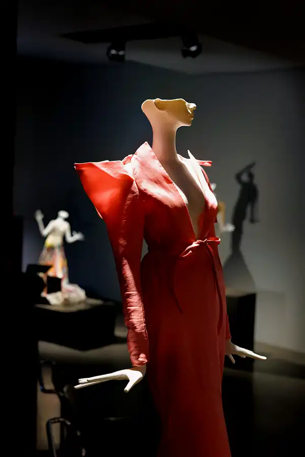 023 | 2026 | Singen | MAC Museum Art & Cars – Ausstellung 'Birds Of Paradise' | © carsten riede fotografie