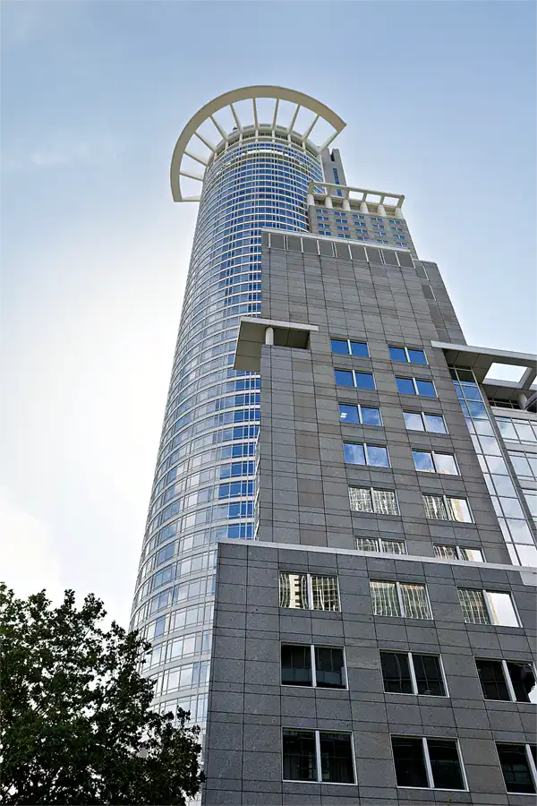 028 | 2026 | Frankfurt am Main | © carsten riede fotografie