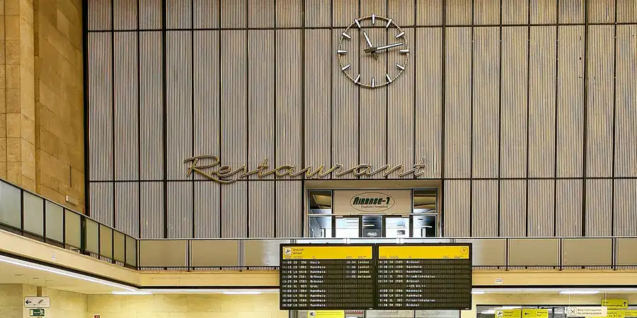 2008 | BERLIN | AIRPORT THF – FLUGHAFEN TEMPELHOF | © carsten riede fotografie