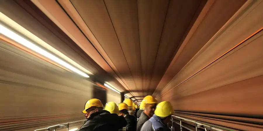 2016 | BERLIN | OBEN OHNE DURCH DIE BERLINER UNTERWELT | © carsten riede fotografie