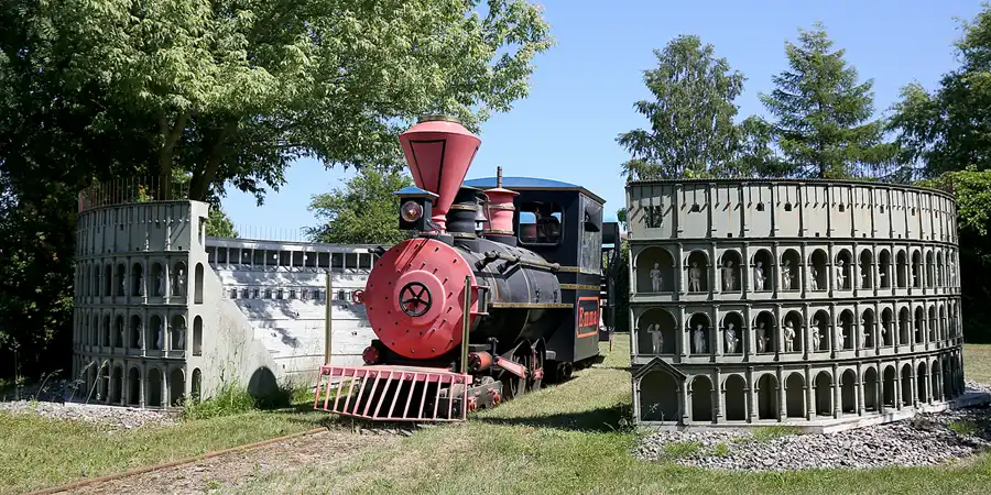 2020 | GINGST | DIE WELT IN MINI | © carsten riede fotografie