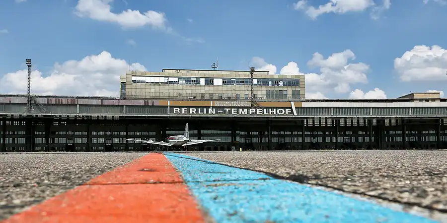2020 | BERLIN | ZENTRALFLUGHAFEN THF | © carsten riede fotografie