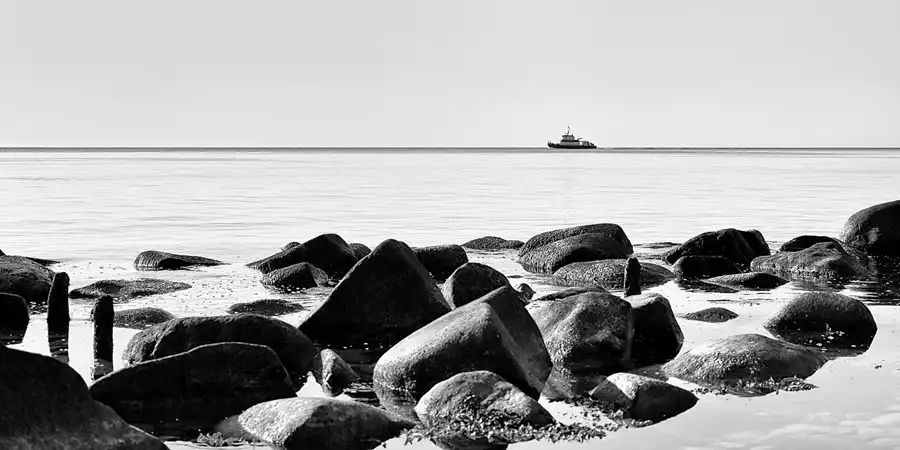 2021 | RÜGEN | MEERBLICKE VIII.II – DIE INSEL IN SCHWARZ-WEISS | © carsten riede fotografie